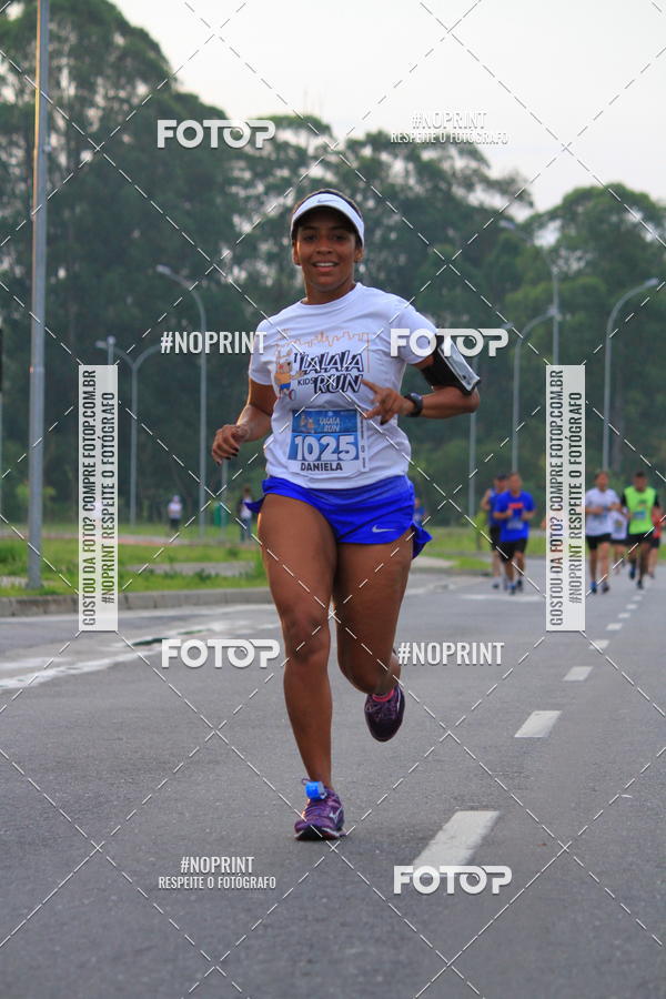 Buy your photos of the eventLaLaLa Night Run e LaLaLa Kids Run on Fotop