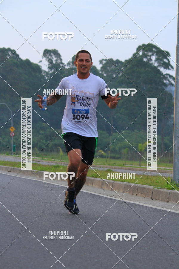 Buy your photos of the eventLaLaLa Night Run e LaLaLa Kids Run on Fotop