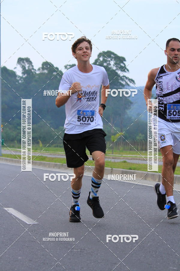 Buy your photos of the eventLaLaLa Night Run e LaLaLa Kids Run on Fotop