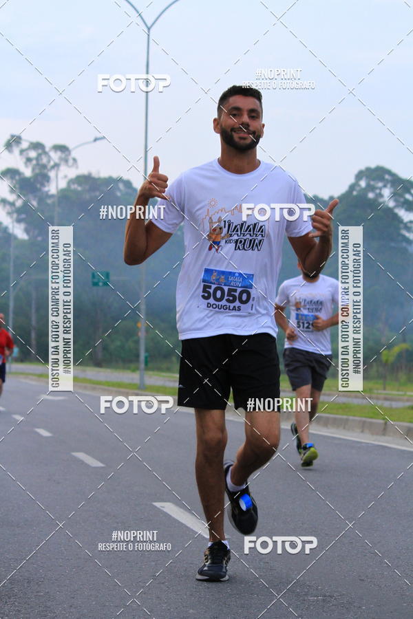 Buy your photos of the eventLaLaLa Night Run e LaLaLa Kids Run on Fotop