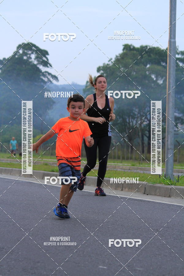 Buy your photos of the eventLaLaLa Night Run e LaLaLa Kids Run on Fotop