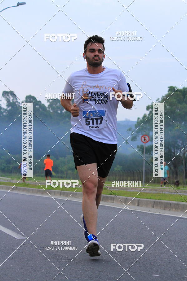 Buy your photos of the eventLaLaLa Night Run e LaLaLa Kids Run on Fotop