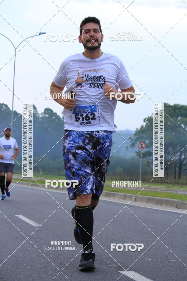 Buy your photos of the eventLaLaLa Night Run e LaLaLa Kids Run on Fotop