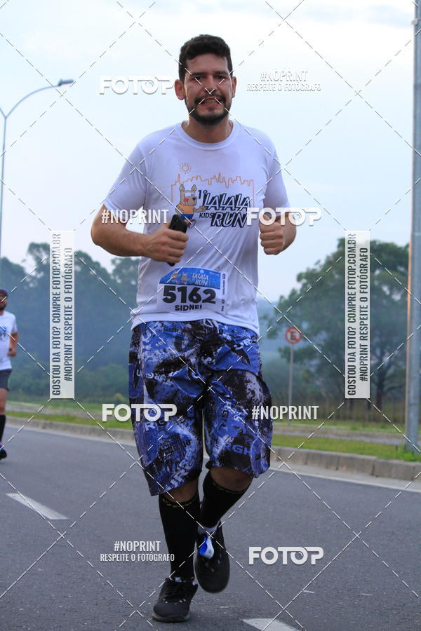 Buy your photos of the eventLaLaLa Night Run e LaLaLa Kids Run on Fotop