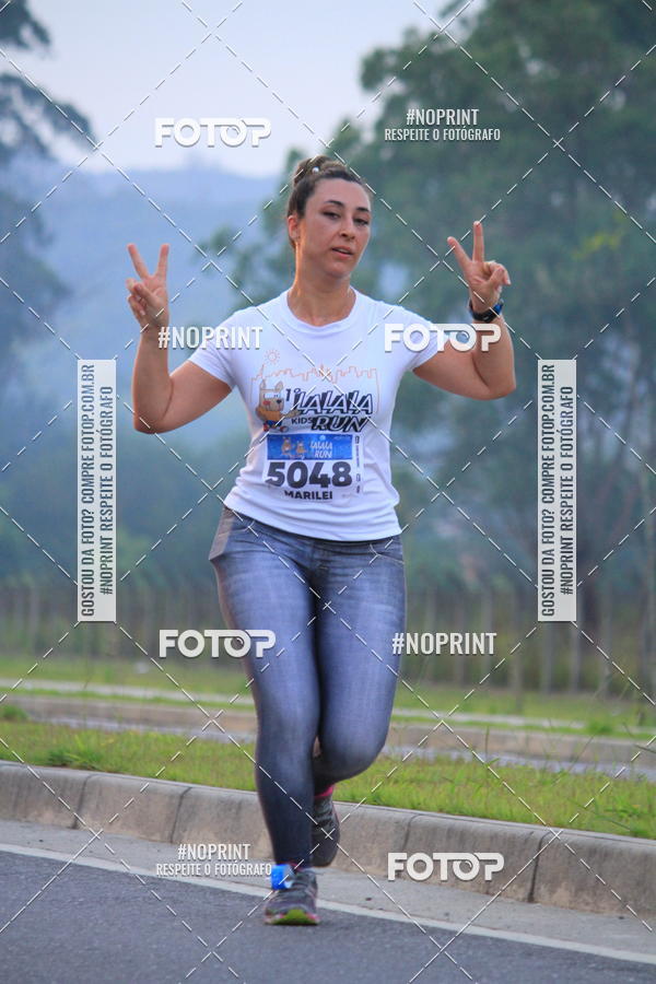 Buy your photos of the eventLaLaLa Night Run e LaLaLa Kids Run on Fotop