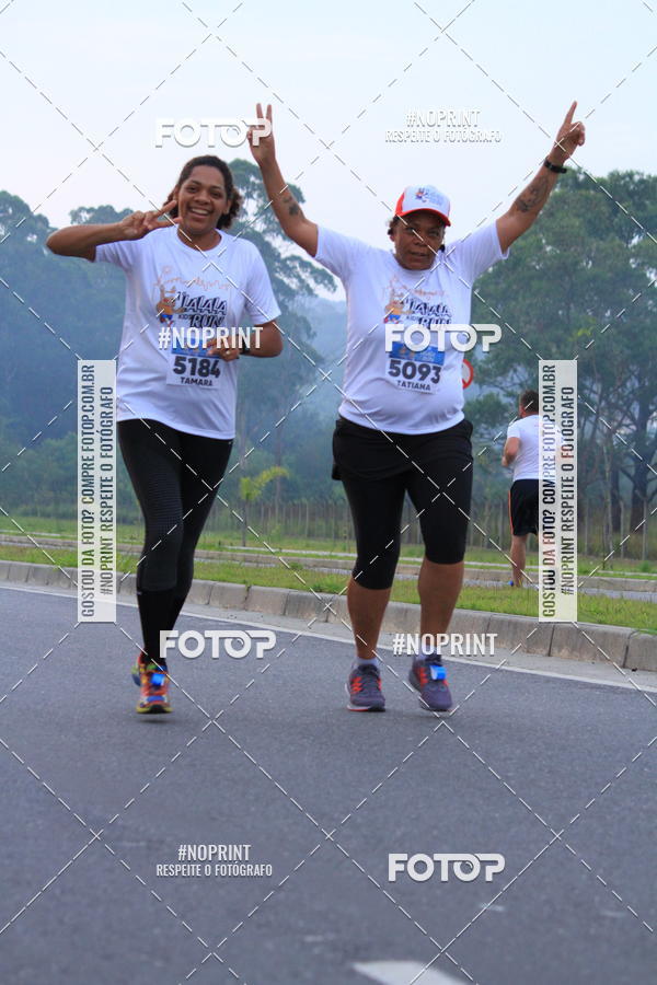 Buy your photos of the eventLaLaLa Night Run e LaLaLa Kids Run on Fotop