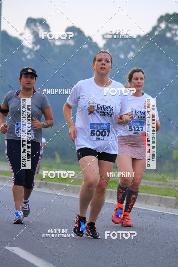 Buy your photos of the eventLaLaLa Night Run e LaLaLa Kids Run on Fotop