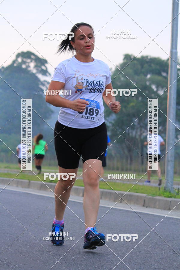 Buy your photos of the eventLaLaLa Night Run e LaLaLa Kids Run on Fotop