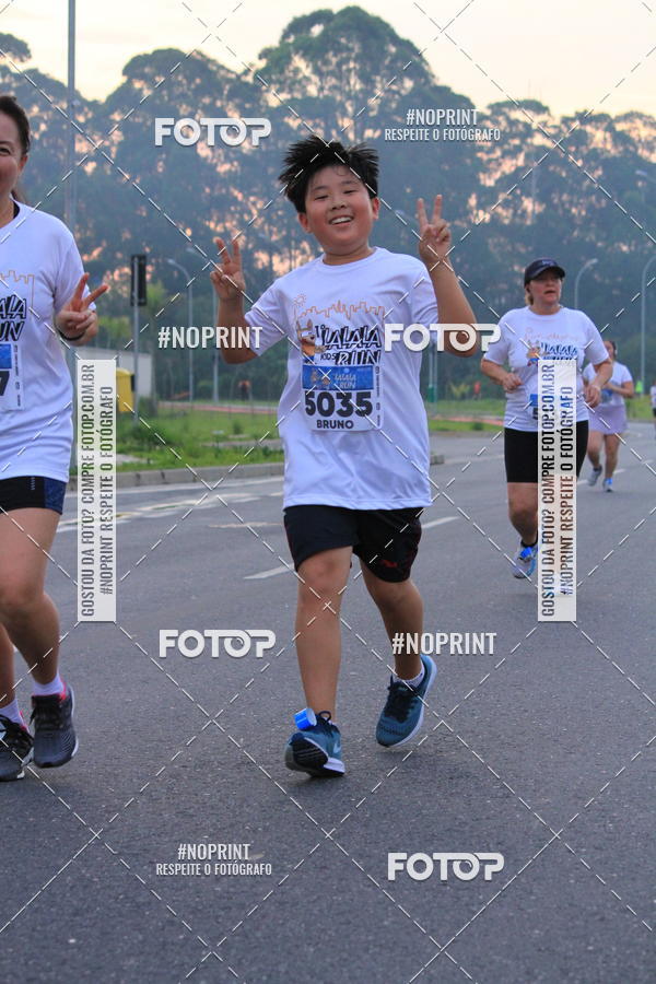 Buy your photos of the eventLaLaLa Night Run e LaLaLa Kids Run on Fotop