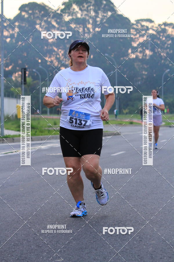 Buy your photos of the eventLaLaLa Night Run e LaLaLa Kids Run on Fotop