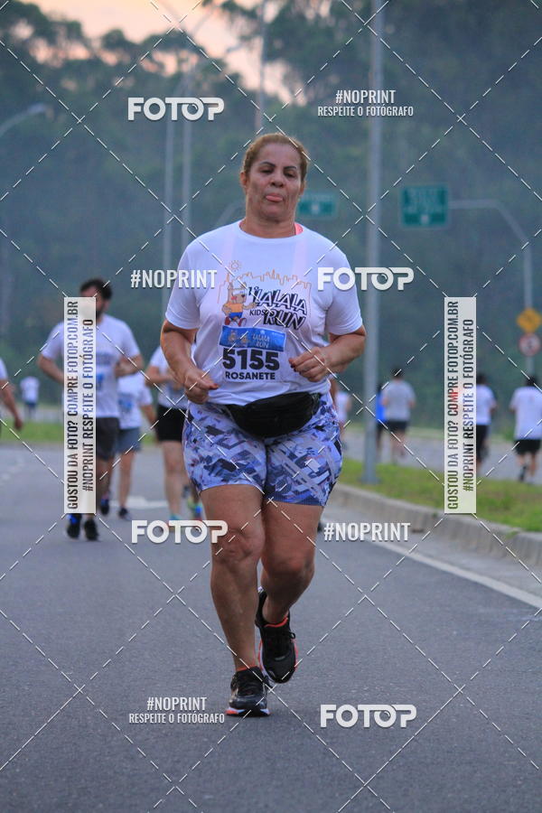 Buy your photos of the eventLaLaLa Night Run e LaLaLa Kids Run on Fotop