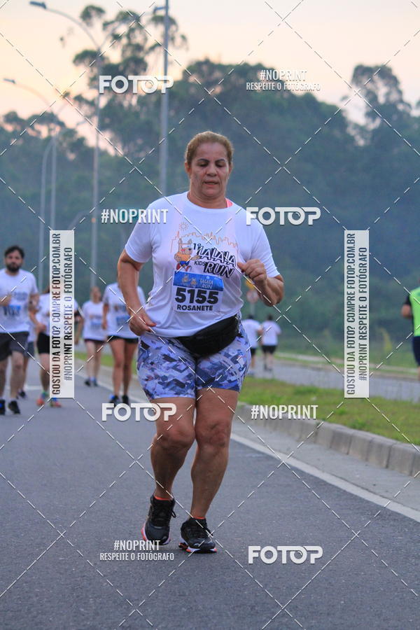 Buy your photos of the eventLaLaLa Night Run e LaLaLa Kids Run on Fotop