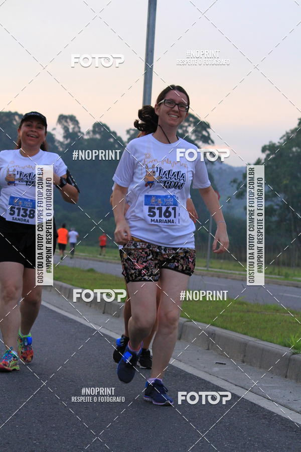 Buy your photos of the eventLaLaLa Night Run e LaLaLa Kids Run on Fotop