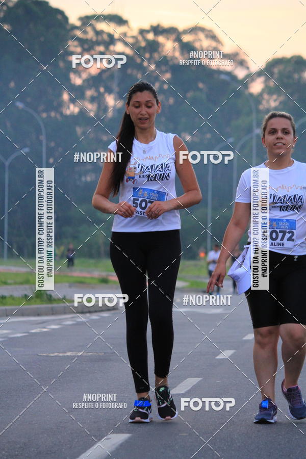 Buy your photos of the eventLaLaLa Night Run e LaLaLa Kids Run on Fotop