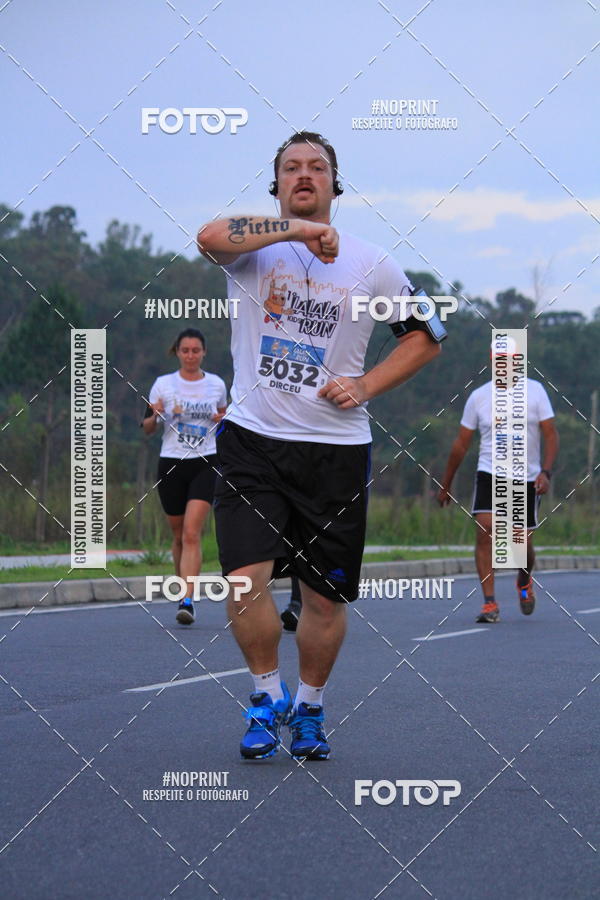 Buy your photos of the eventLaLaLa Night Run e LaLaLa Kids Run on Fotop