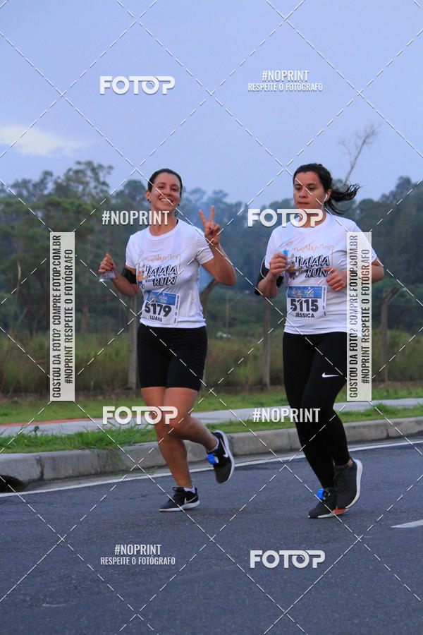 Buy your photos of the eventLaLaLa Night Run e LaLaLa Kids Run on Fotop