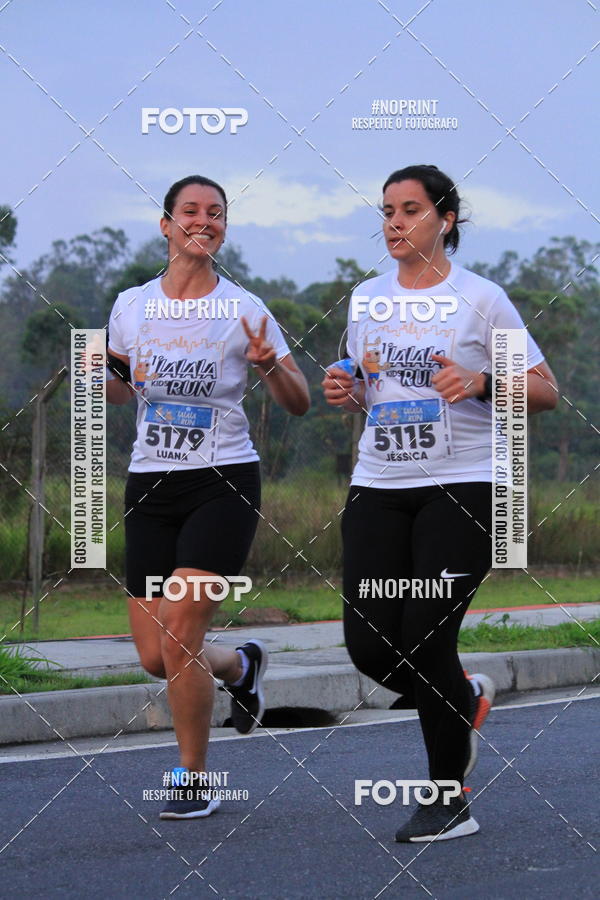Buy your photos of the eventLaLaLa Night Run e LaLaLa Kids Run on Fotop