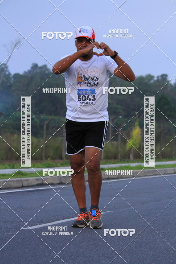 Buy your photos of the eventLaLaLa Night Run e LaLaLa Kids Run on Fotop