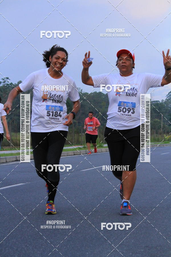 Buy your photos of the eventLaLaLa Night Run e LaLaLa Kids Run on Fotop