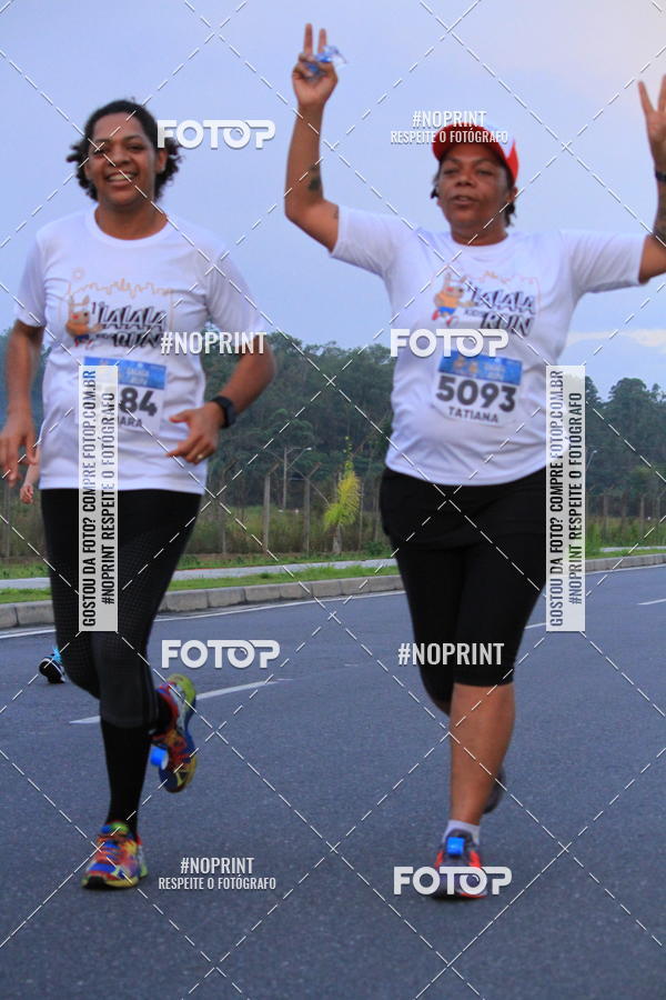 Buy your photos of the eventLaLaLa Night Run e LaLaLa Kids Run on Fotop