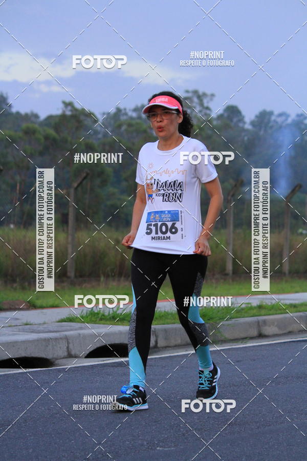 Buy your photos of the eventLaLaLa Night Run e LaLaLa Kids Run on Fotop