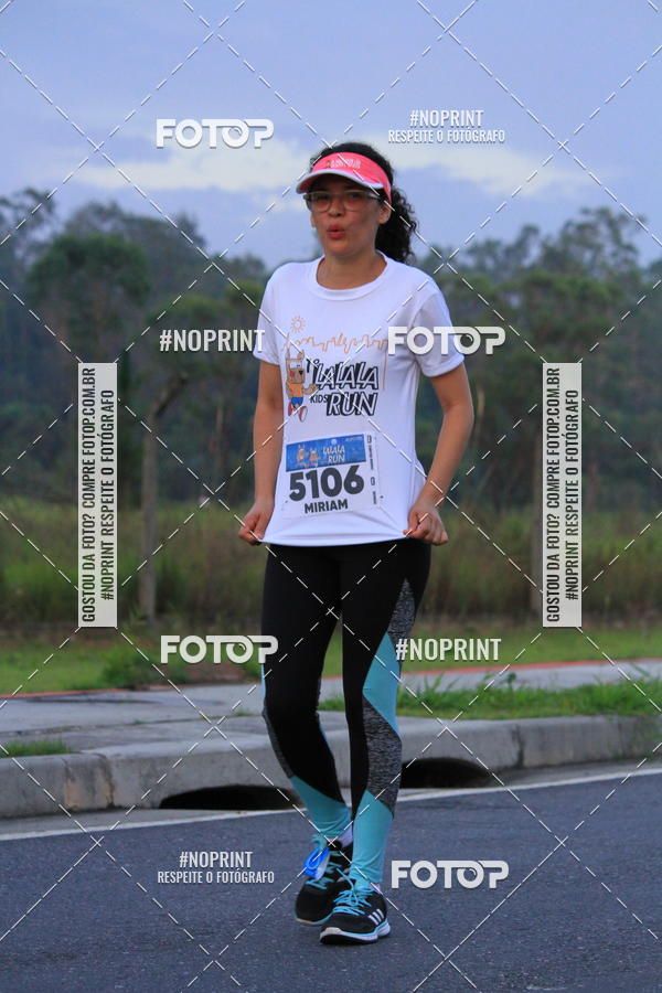 Buy your photos of the eventLaLaLa Night Run e LaLaLa Kids Run on Fotop