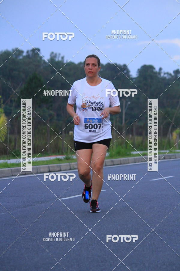 Buy your photos of the eventLaLaLa Night Run e LaLaLa Kids Run on Fotop