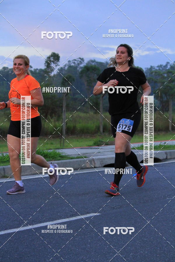 Buy your photos of the eventLaLaLa Night Run e LaLaLa Kids Run on Fotop