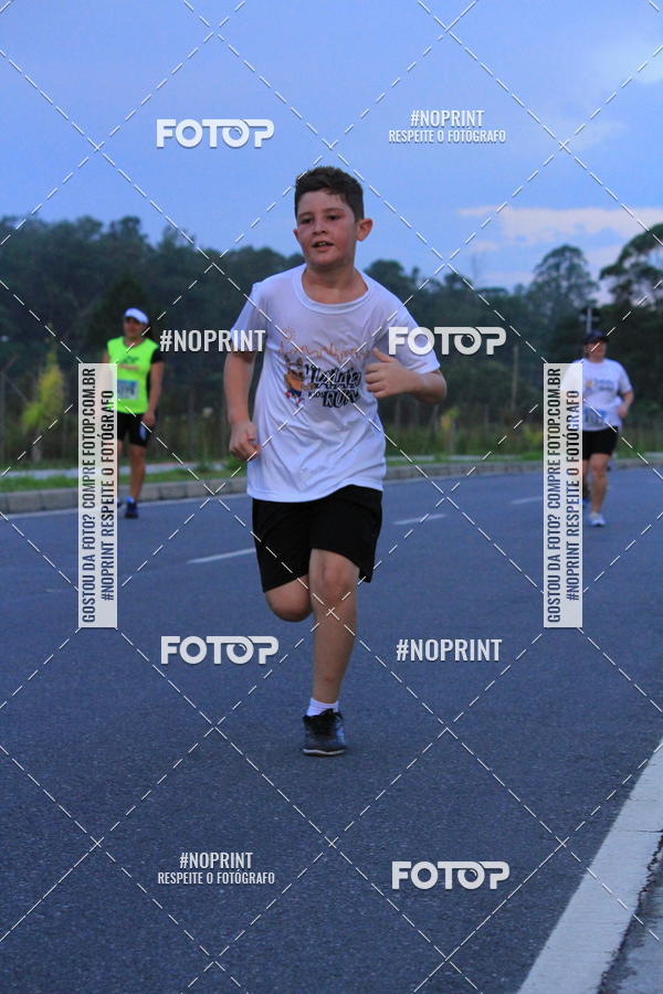 Buy your photos of the eventLaLaLa Night Run e LaLaLa Kids Run on Fotop
