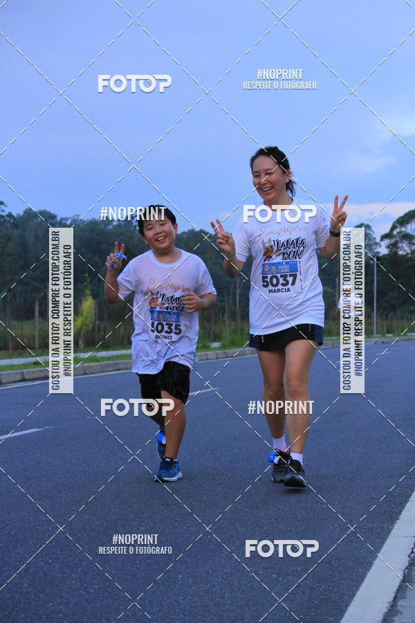 Buy your photos of the eventLaLaLa Night Run e LaLaLa Kids Run on Fotop