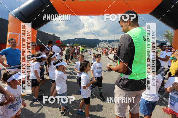 Buy your photos of the eventLaLaLa Night Run e LaLaLa Kids Run on Fotop