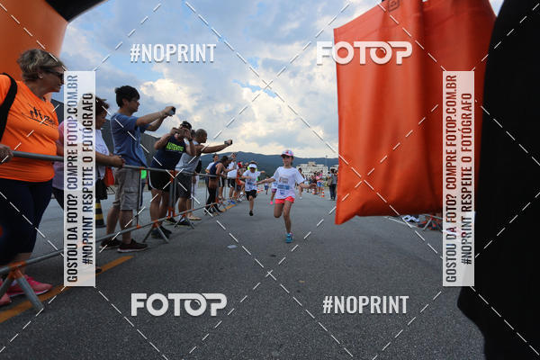 Buy your photos of the eventLaLaLa Night Run e LaLaLa Kids Run on Fotop