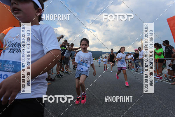 Buy your photos of the eventLaLaLa Night Run e LaLaLa Kids Run on Fotop