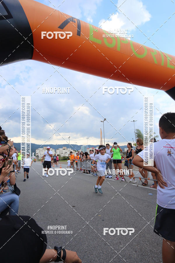 Buy your photos of the eventLaLaLa Night Run e LaLaLa Kids Run on Fotop