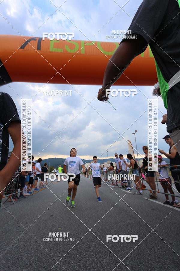 Buy your photos of the eventLaLaLa Night Run e LaLaLa Kids Run on Fotop