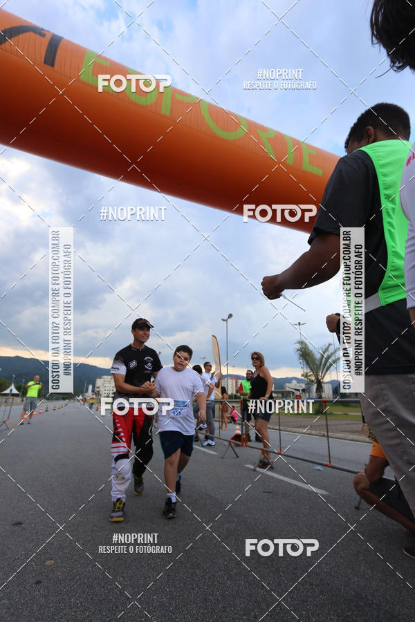 Buy your photos of the eventLaLaLa Night Run e LaLaLa Kids Run on Fotop