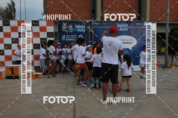 Buy your photos of the eventLaLaLa Night Run e LaLaLa Kids Run on Fotop