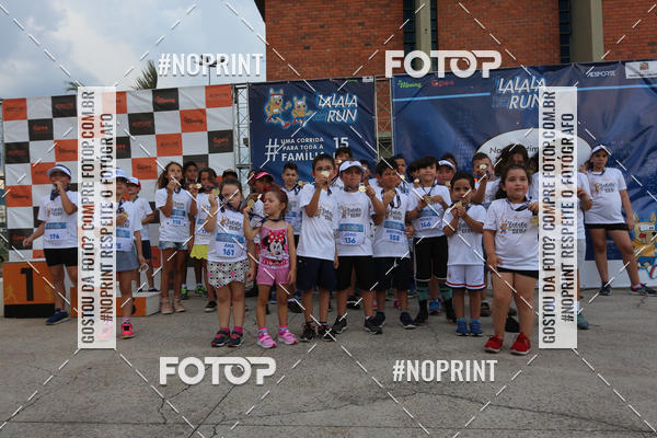 Buy your photos of the eventLaLaLa Night Run e LaLaLa Kids Run on Fotop