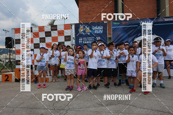 Buy your photos of the eventLaLaLa Night Run e LaLaLa Kids Run on Fotop