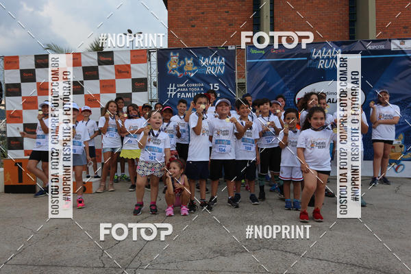 Buy your photos of the eventLaLaLa Night Run e LaLaLa Kids Run on Fotop