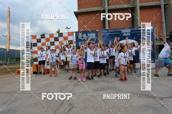 Buy your photos of the eventLaLaLa Night Run e LaLaLa Kids Run on Fotop