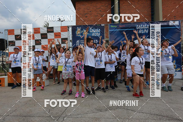 Buy your photos of the eventLaLaLa Night Run e LaLaLa Kids Run on Fotop
