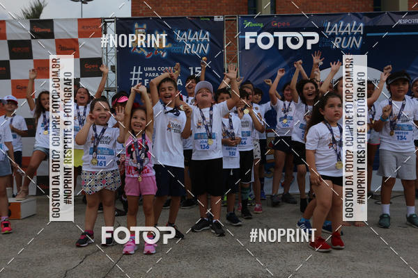 Buy your photos of the eventLaLaLa Night Run e LaLaLa Kids Run on Fotop