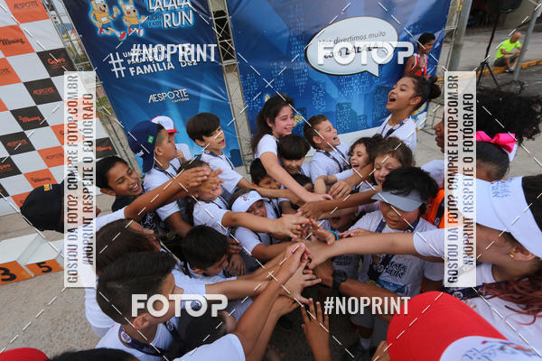 Buy your photos of the eventLaLaLa Night Run e LaLaLa Kids Run on Fotop