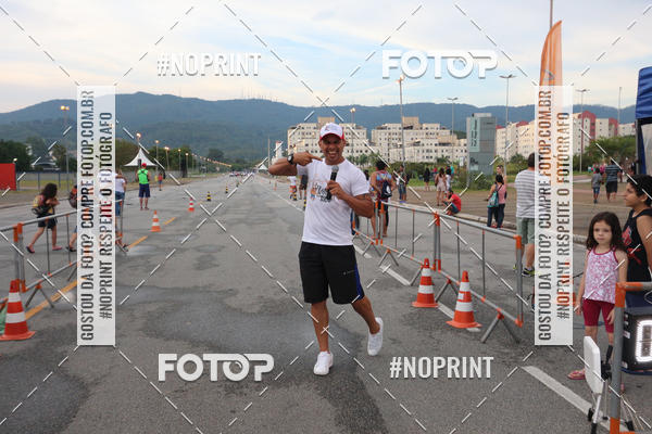 Buy your photos of the eventLaLaLa Night Run e LaLaLa Kids Run on Fotop