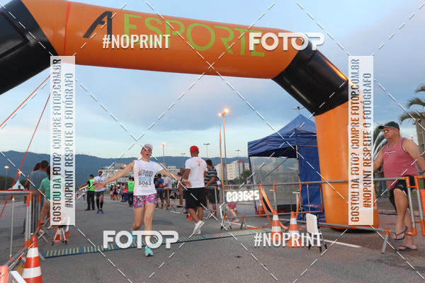 Buy your photos of the eventLaLaLa Night Run e LaLaLa Kids Run on Fotop