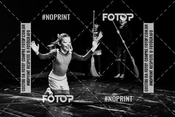 Buy your photos of the eventCabar� de Final de ano - 9/12 on Fotop