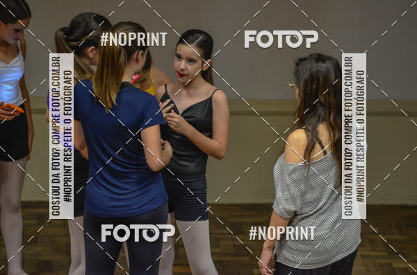 Compre suas fotos do eventoApresenta��o de dan�a  da Escola Uruguai na Escola Rainha do Brasil no Fotop