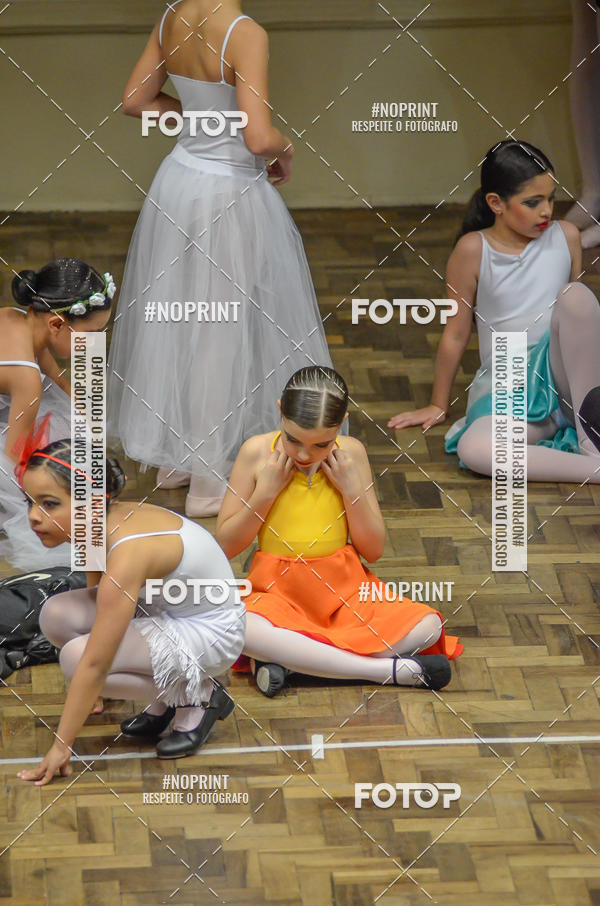 Compre suas fotos do eventoApresenta��o de dan�a  da Escola Uruguai na Escola Rainha do Brasil no Fotop