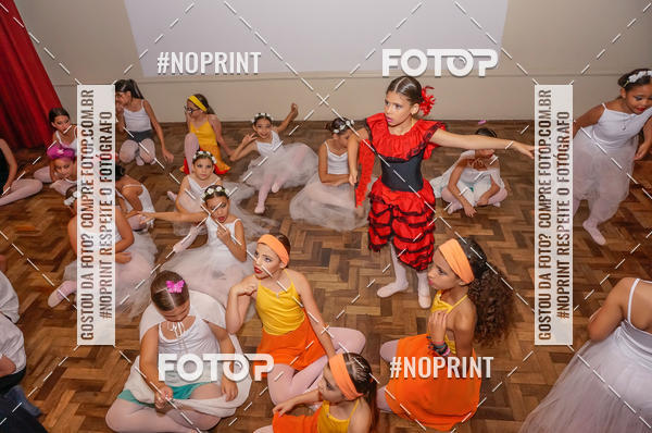 Compre suas fotos do eventoApresenta��o de dan�a  da Escola Uruguai na Escola Rainha do Brasil no Fotop